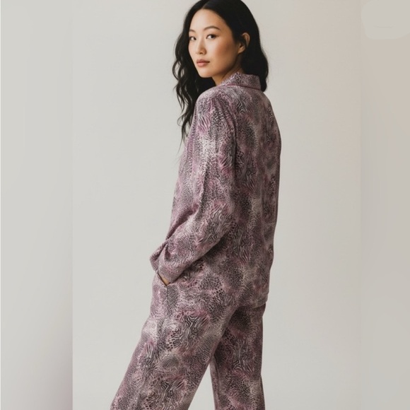 SKIMS NWT Pajama Set - Bloom Mini Animal Print - Picture 2 of 11